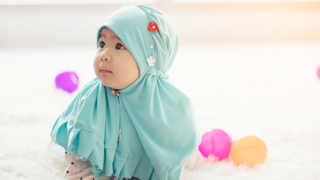 250 Nama Bayi Perempuan Islam dan Artinya Terlengkap