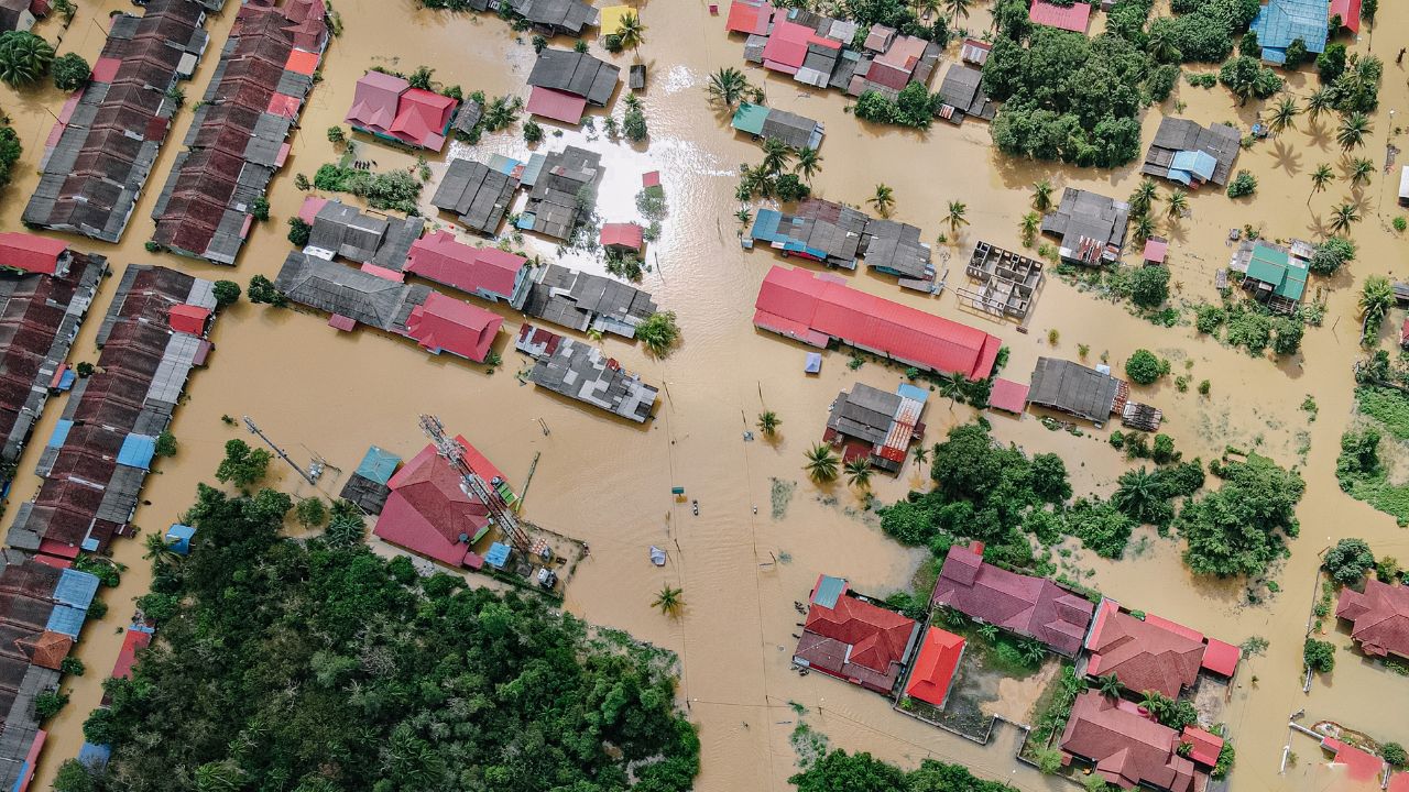 Mimpi Banjir Airnya Kotor