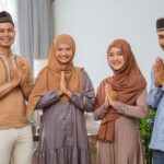 5 Adab Pergaulan dalam Islam Untuk laki-Laki dan Perempuan