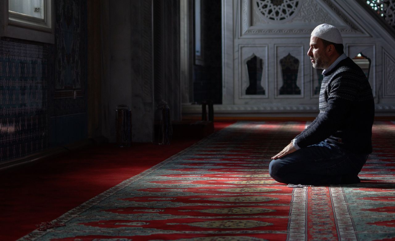 Niat, Rukun, Syarat, dan Ibadah saat Itikaf di Masjid