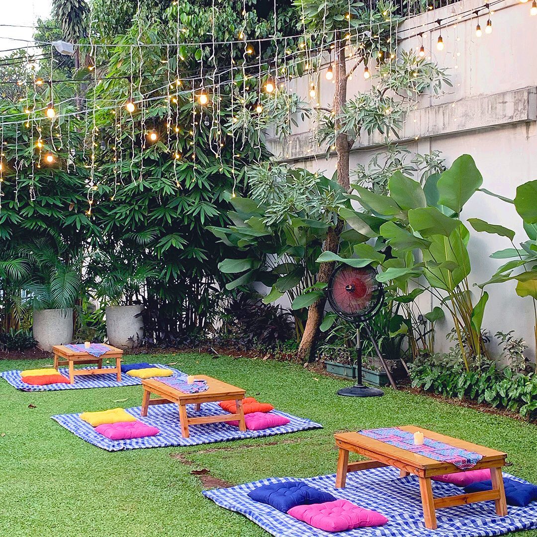 30+ Contoh Desain Cafe Outdoor, Indoor & Rumahan Minimalis Kekinian