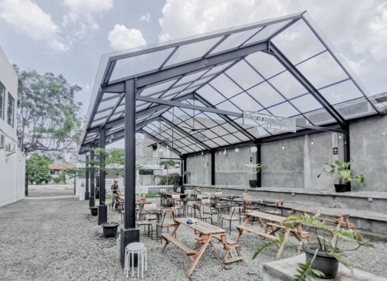 30+ Contoh Desain Cafe Outdoor, Indoor & Rumahan Minimalis Kekinian