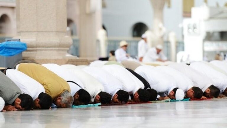 Syarat Sah Shalat Jumat Menurut 4 Mashab Yang Perlu Anda Tahu