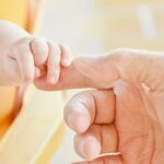 Bayi Tabung: Pengertian, Prosedur, Risiko, dan Faktor Keberhasilannya