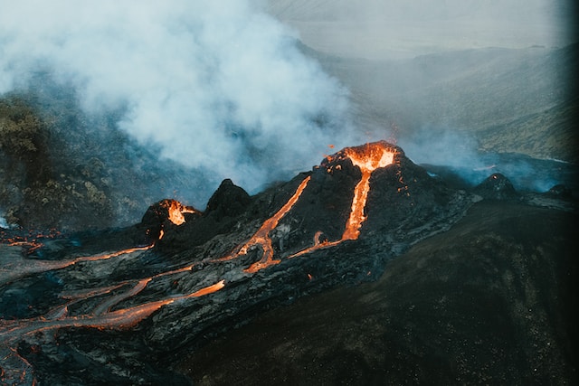 Erupsi: Ciri, Jenis, dan Upaya Mitigasi Bencana