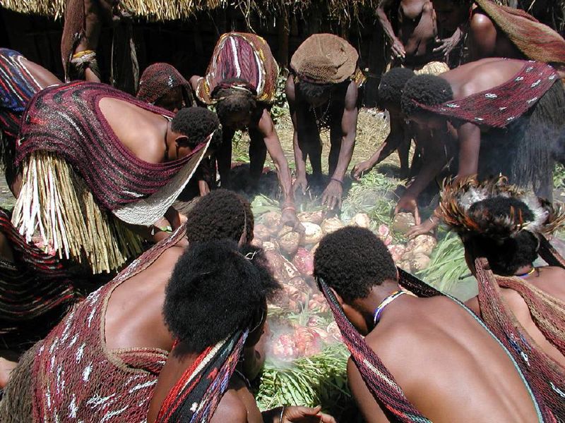 Bakar Batu Papua