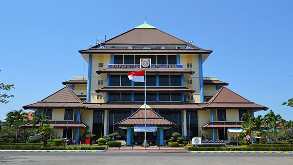 Universitas Airlangga (Unair)