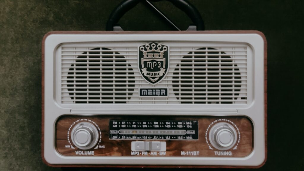 Radio
