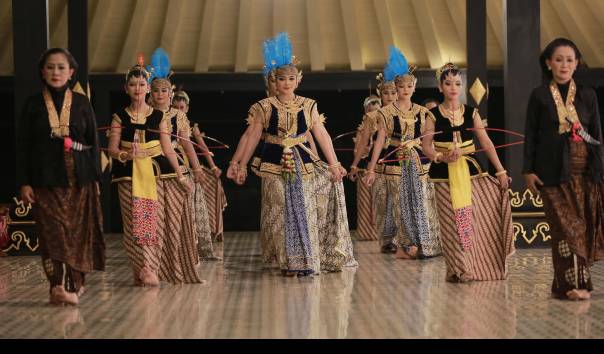 Pola Lantai Tari Bedhaya