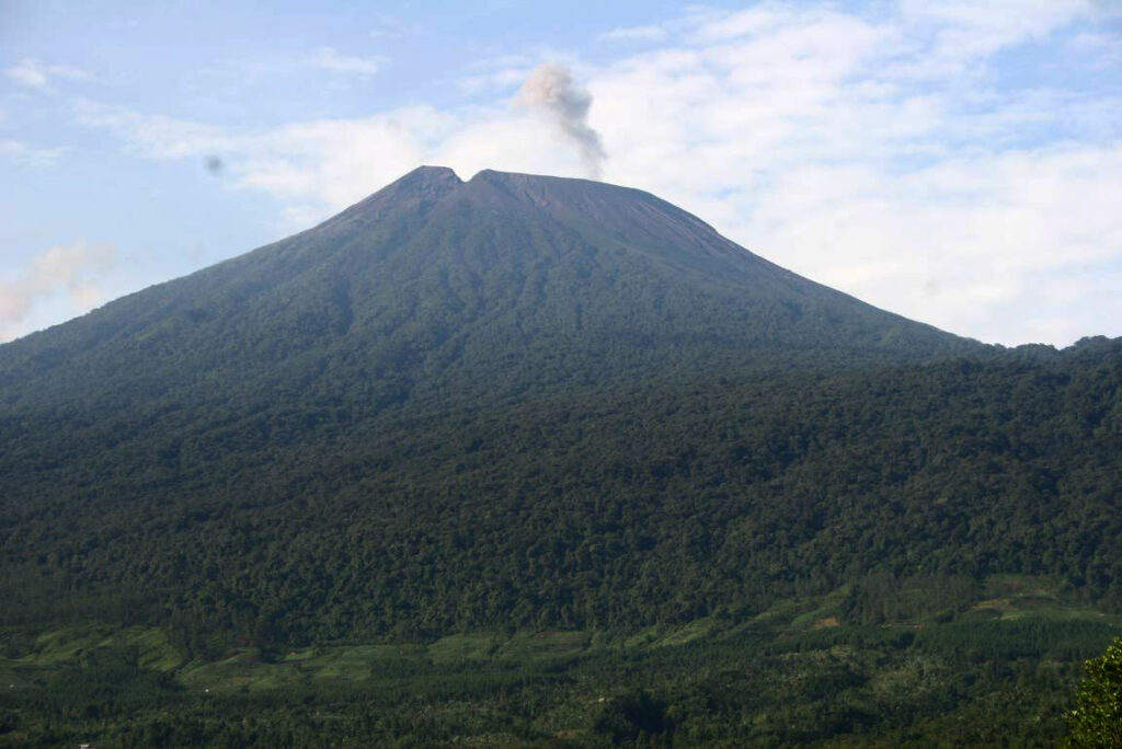 Gunung Slamet