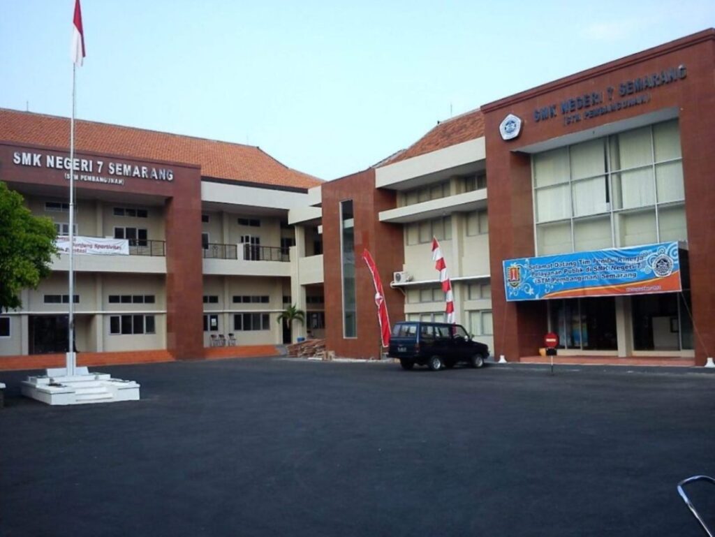 SMK Negeri 7 Semarang