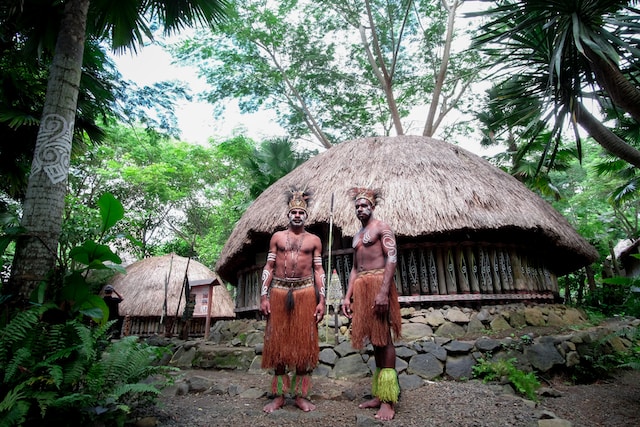 10 Upacara Adat Papua Lengkap dengan Keunikan dan Filosofinya