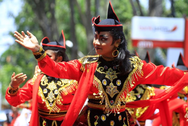 Tari Remo: Sejarah, Makna, Tujuan, Keunikan, dan Gerakannya