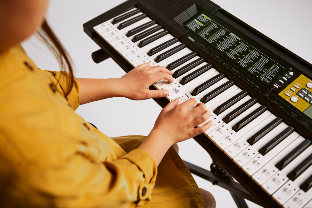 Mengenal Bagian-Bagian Keyboard Musik Serta Fungsinya