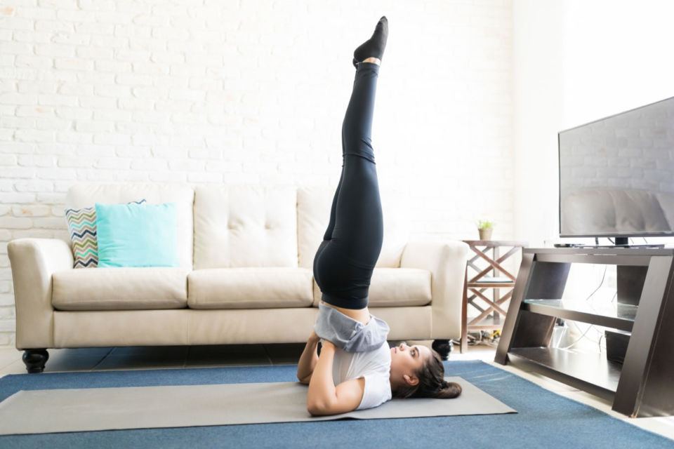 Gerakan Shoulder Stand 