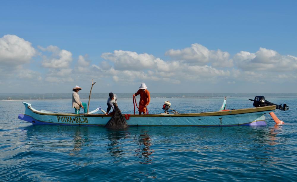 Melindungi Laut Perbatasan