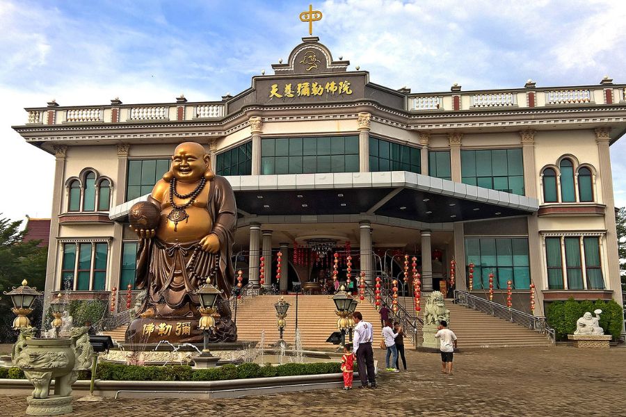 Tempat Ibadah Agama di Indonesia Vihara 