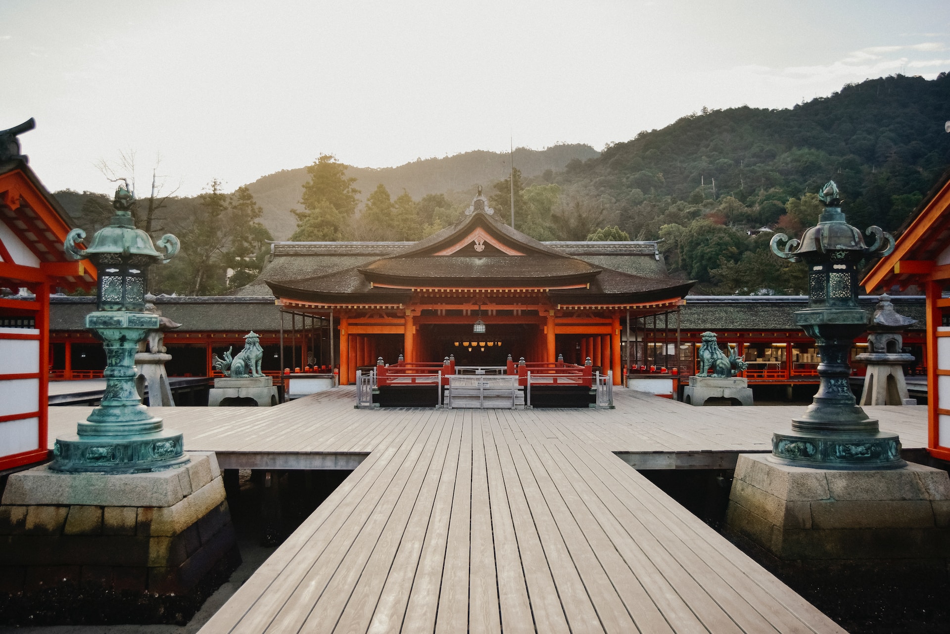 Kuil Itsukushima, Hiroshima, Jepang 