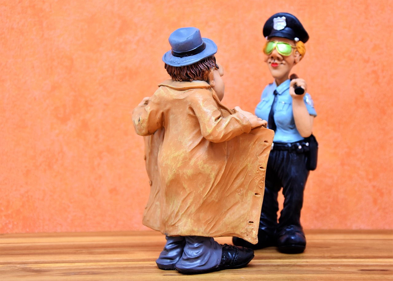 Eksibisionisme Pengertian, Dampak, Penyebab, & Cara Mengatasinya