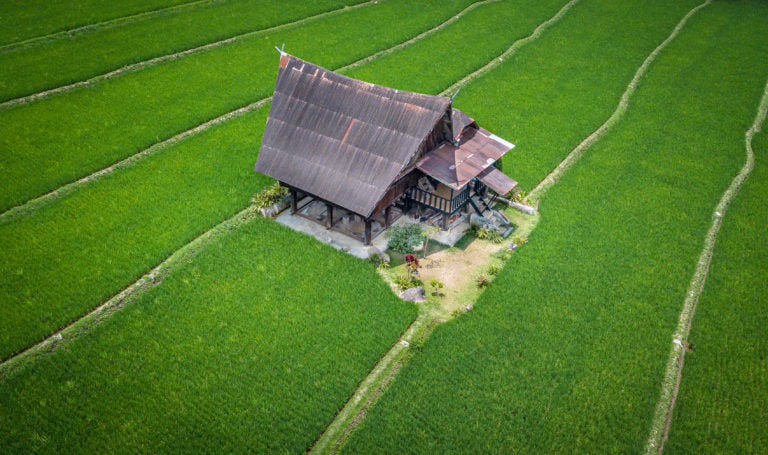 Rumah Adat Tatahan