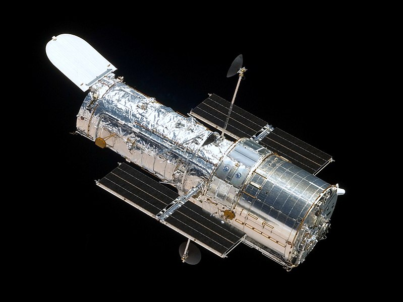 Penemu Teleskop Luar Angkasa Edwin Hubble 