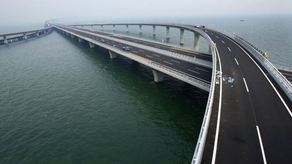 Weinan-Weihe Grand Bridge (China)