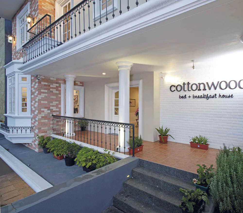 Cottonwood Bed & Breakfast House - rekomendasi hotel di Bandung