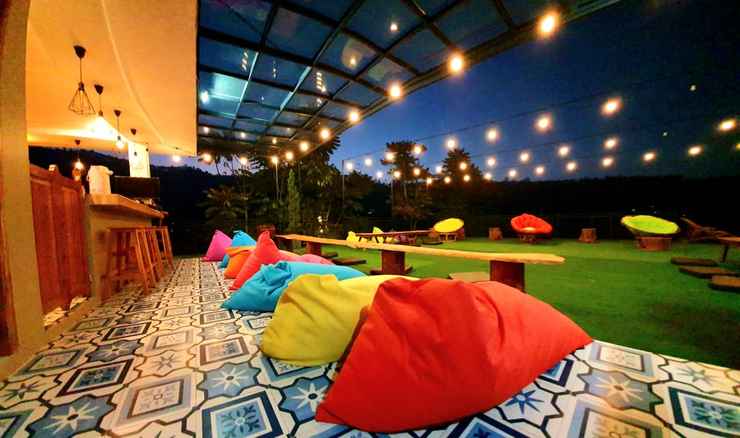 Van House Villa - Recommended Hotel in Bandung
