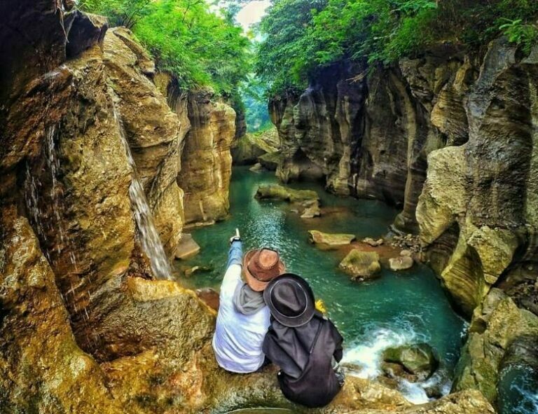20 Tempat Wisata Bandung Barat Terbaik yang Wajib Dikunjungi