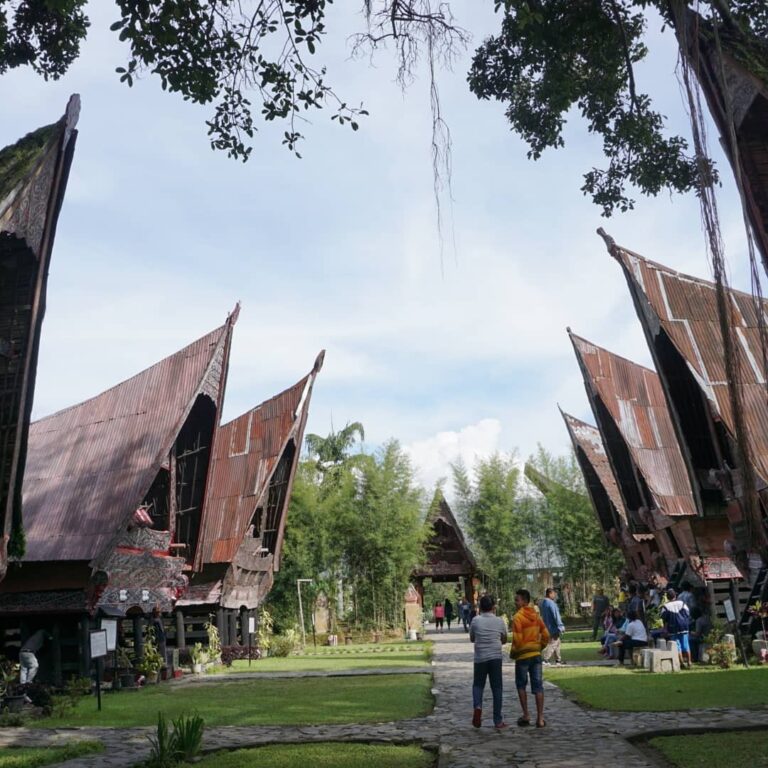 Museum Batak Balige, TB Silalahi Center