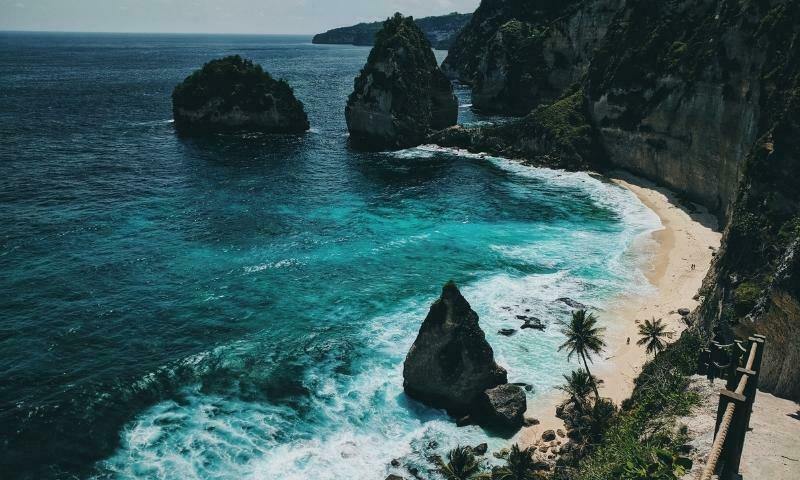 Pantai Bali yang Terkenal dan Indah