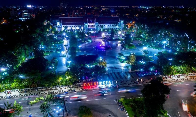 Tempat Nongkrong di Surabaya  yang Lagi Hits