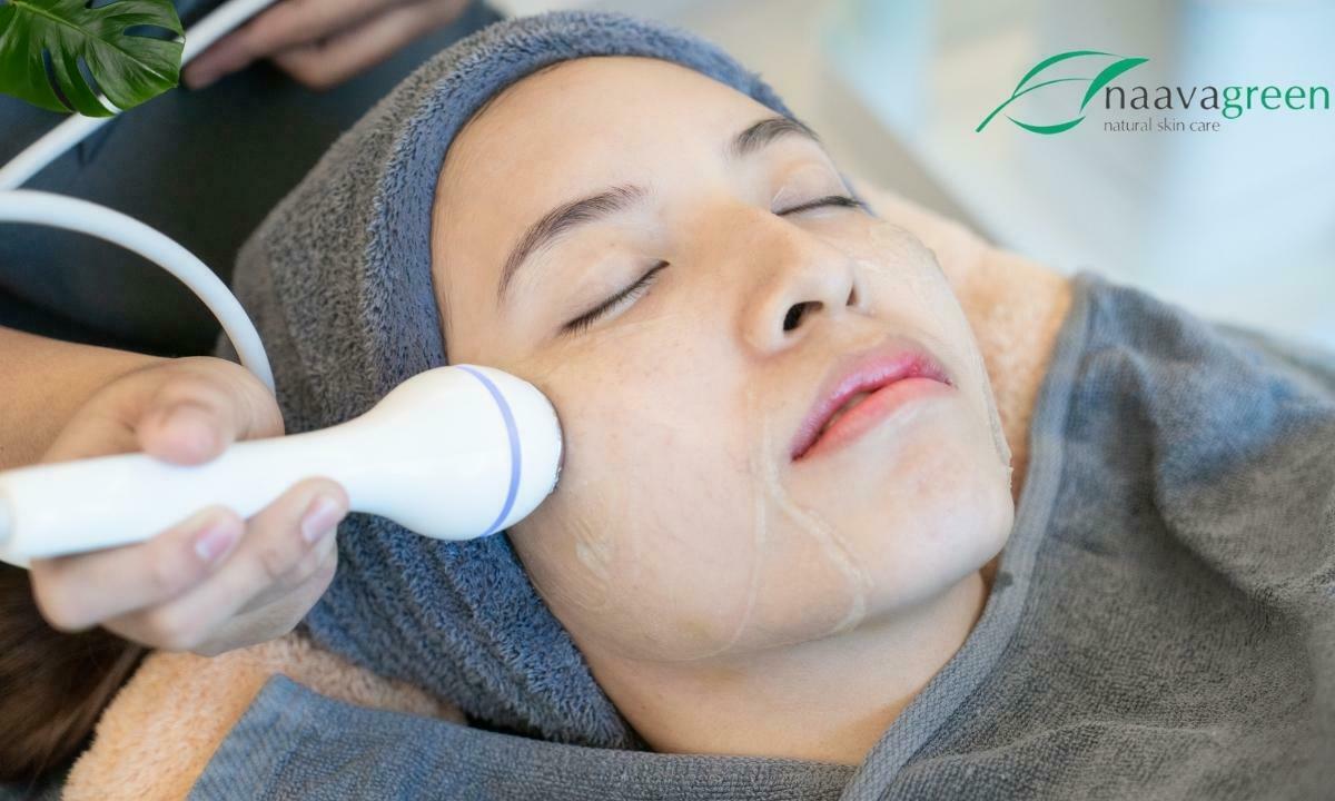 Facial Treatment di NaavaGreen