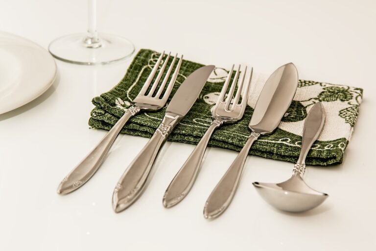 Cutlery Pengertian, Jenis dan Fungsinya Hotelier.id