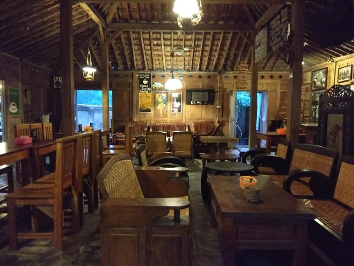 Limasan Cafe