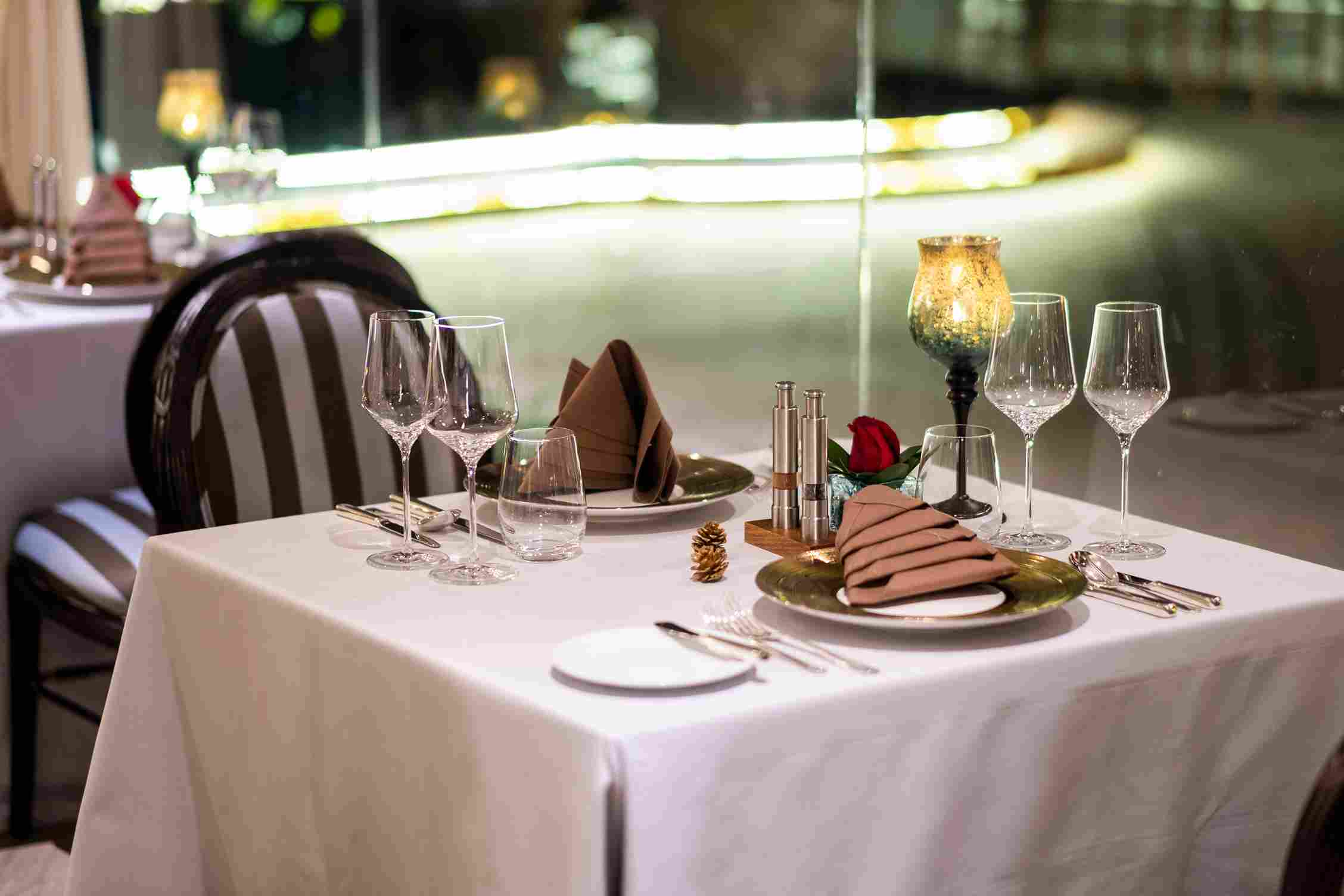 10 Rekomendasi Tempat Dinner Romantis di Batam 2023
