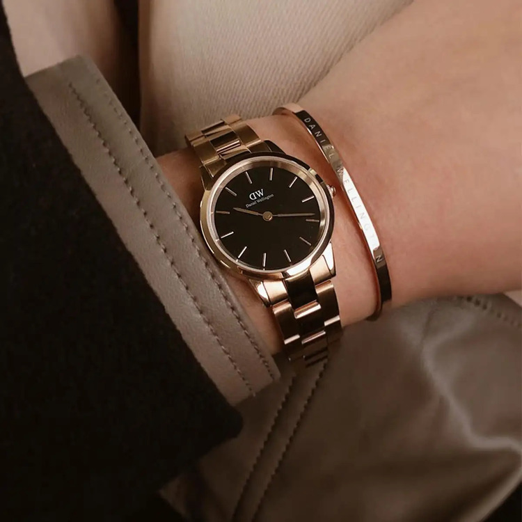 jam tangan wanita