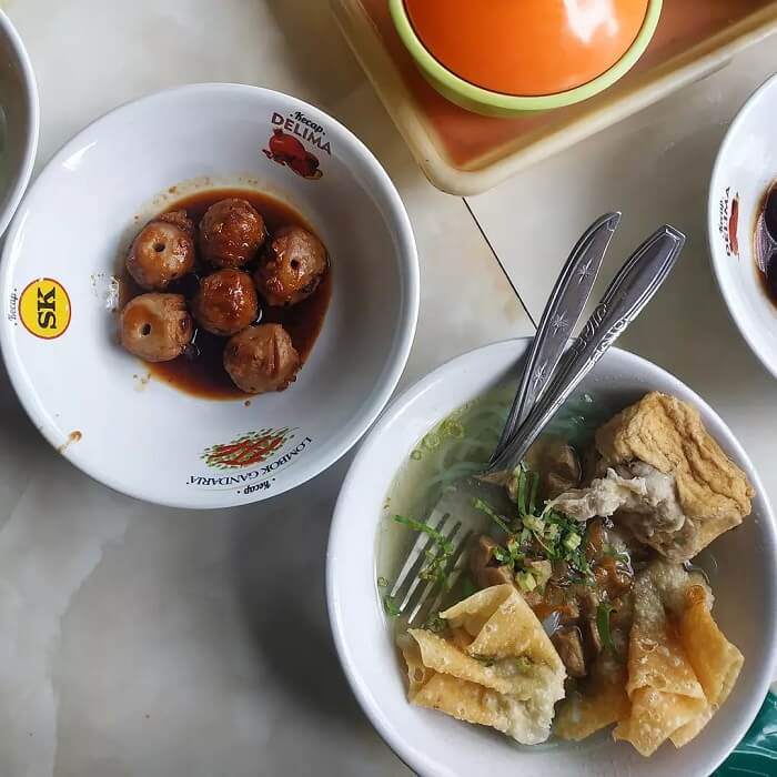 Bakso Solo Sawojajar