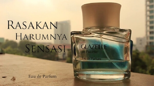 contoh iklan parfum