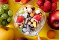 contoh iklan salad buah