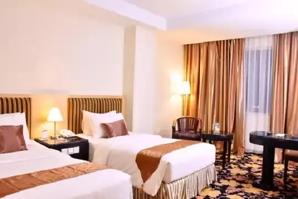 Rocky Plaza Hotel Padang