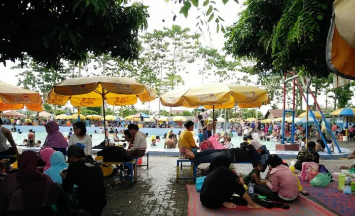 Daya Tarik Kolam Renang Pondok Cabe