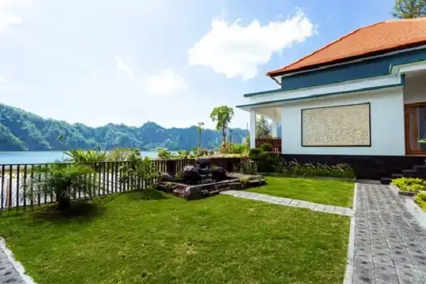 villa di Kintamani Bali dengan view danau dan gunung