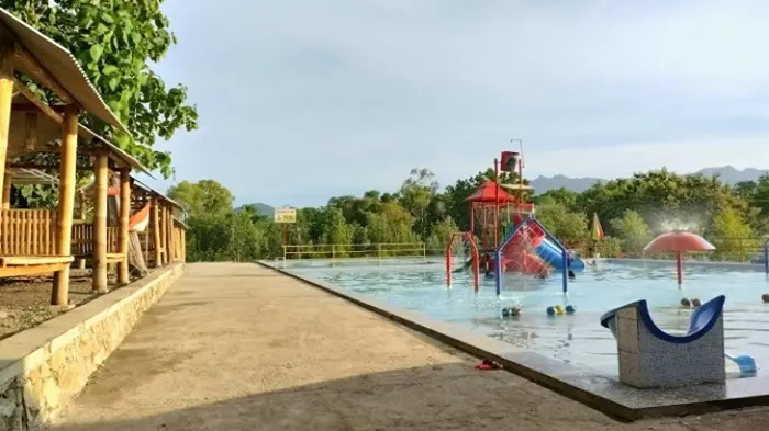 Kolam Renang Bukit Soeharto