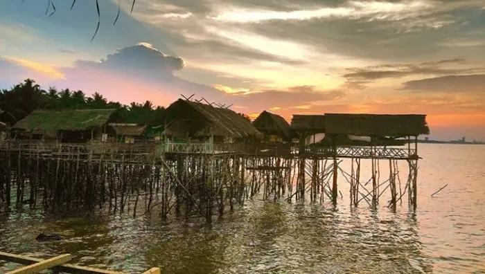 panorama pantai purnama