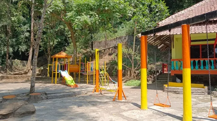 taman bermain Tirto Argo Siwarak