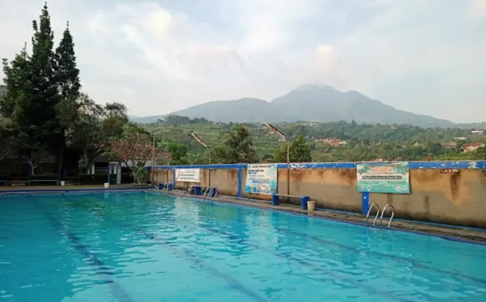 Kolam Renang Panorama