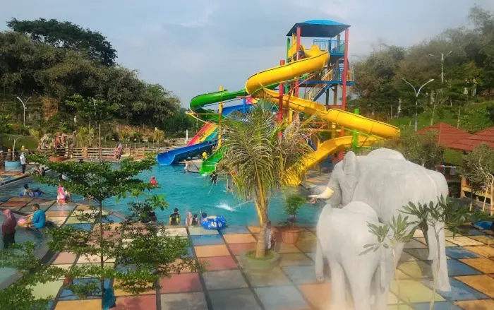 Pesona Panghegar Waterpark