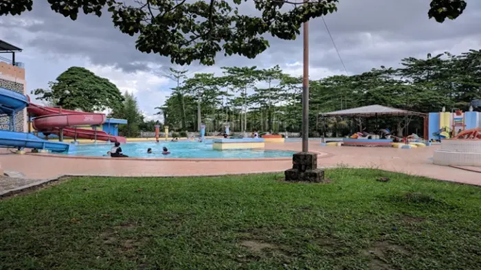 Kolam Renang Kota Baru